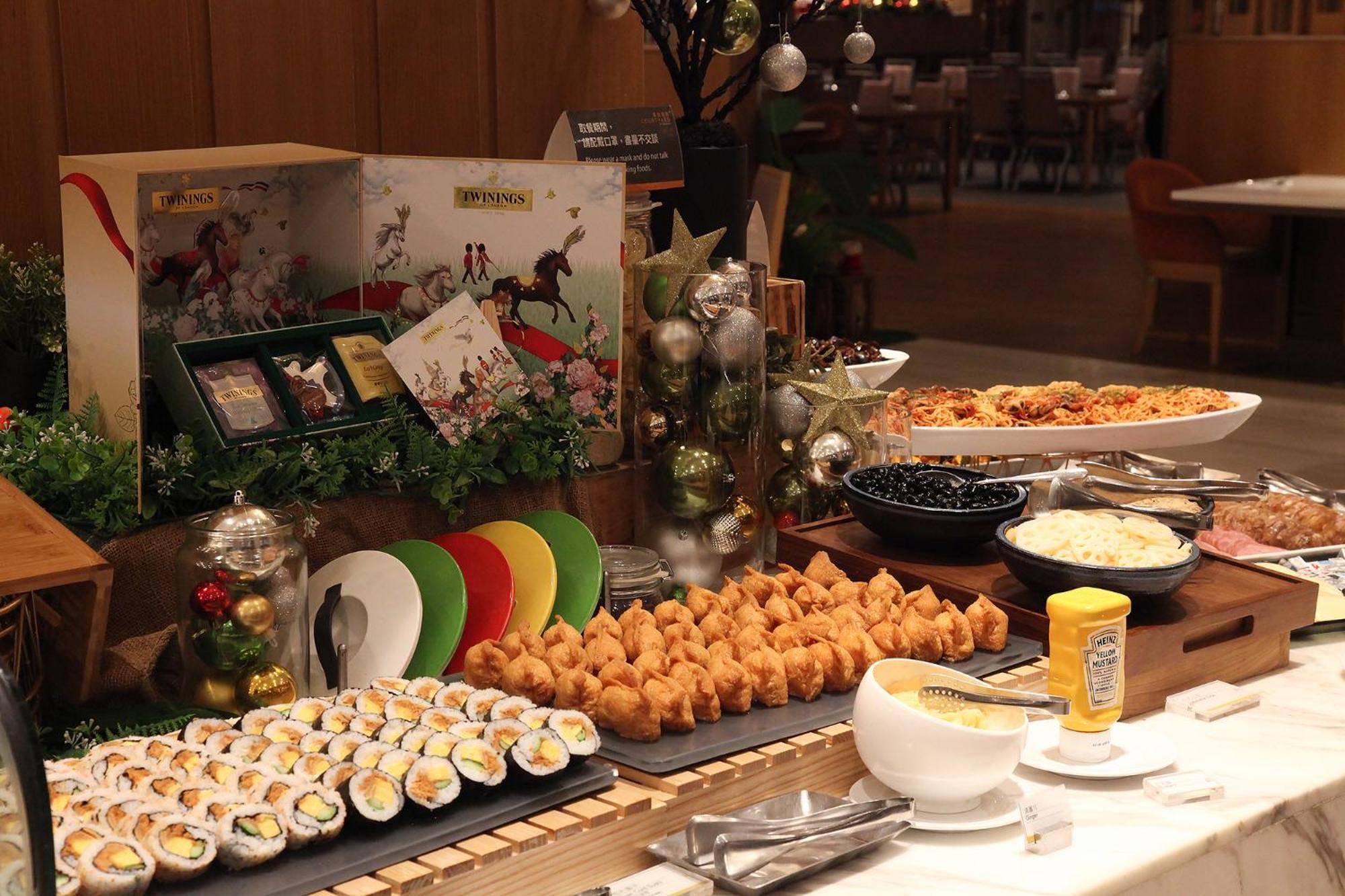 台北六福万怡酒店 臺北 外观 照片 A buffet at a hotel